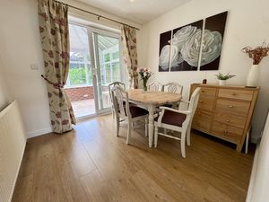 Dining Room - click for photo gallery